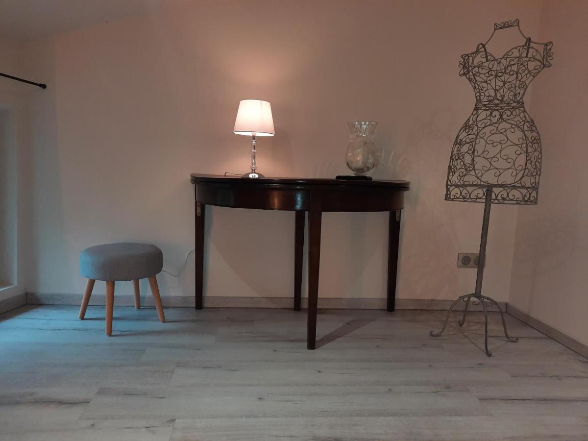 Le Loft Sur Les Quais Apartamento LʼIsle-sur-la-Sorgue Exterior foto
